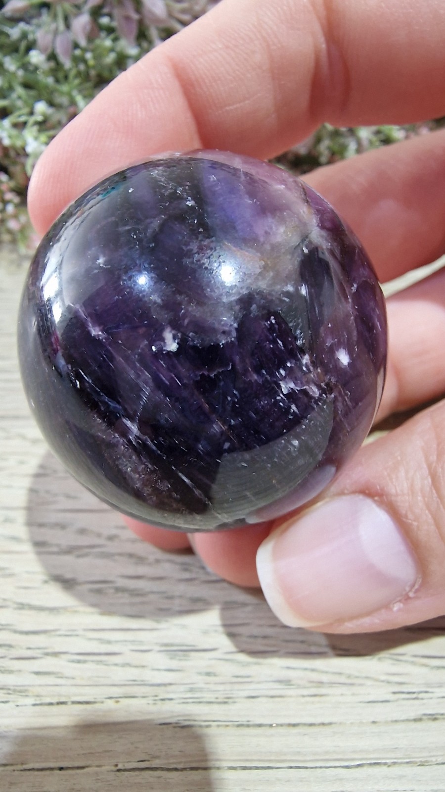 Purple Mica Crystal Sphere Strong Flash Free Holder 101g 40.6mm