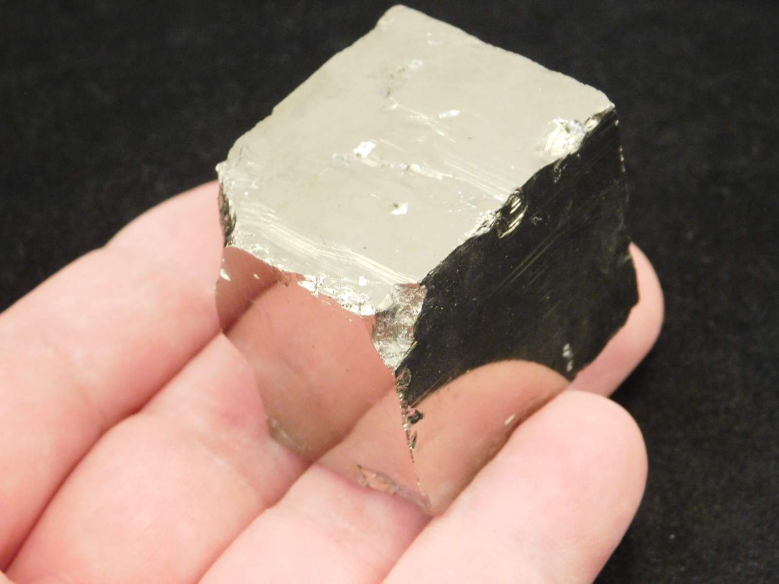 100% Natural Pyrite CUBE Huanzala Mine Peru 163gr