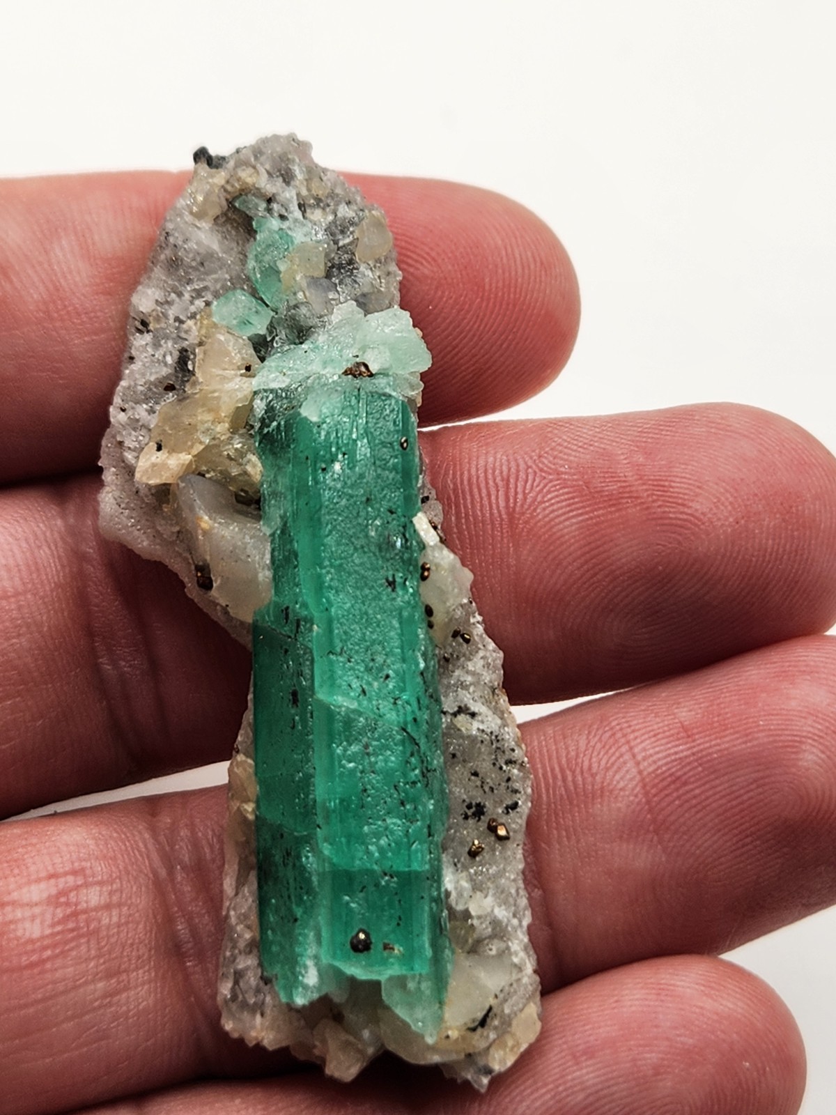 Rough Crystal Colombian Emerald Raw Matrix Collector Piece, Natural Not treament