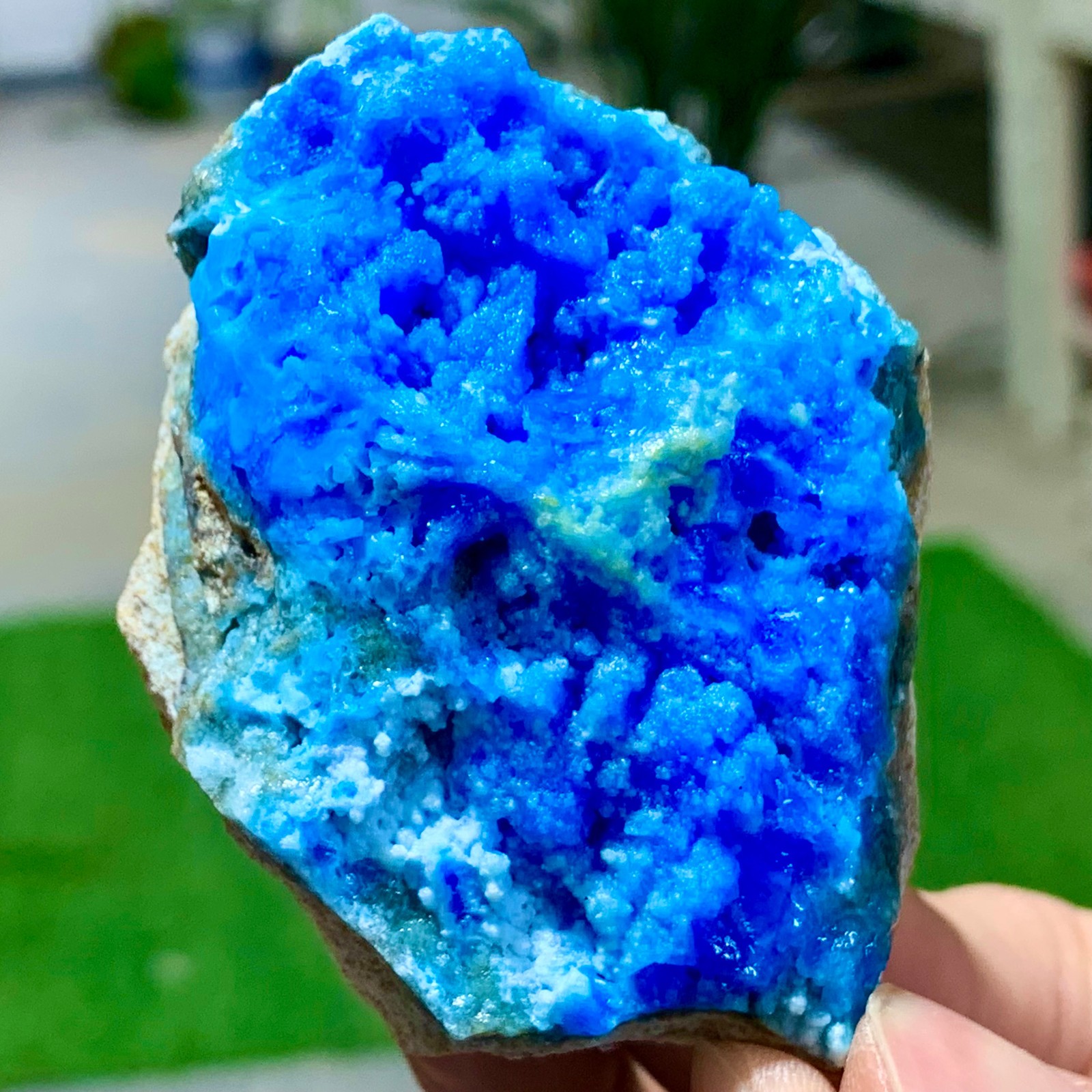 74G Natural allophane clusters mineral sample healing/ Guizhou, China