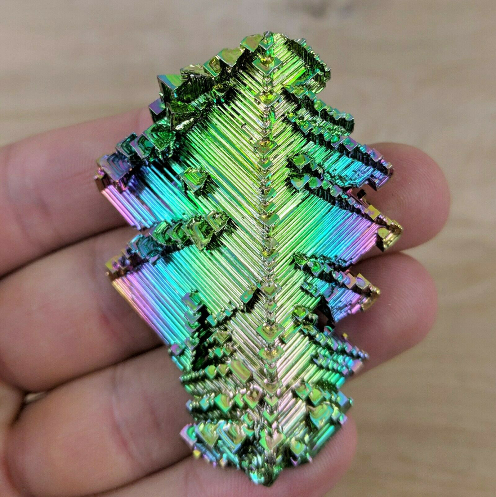 30g Natural Aura Rainbow Titanium Bismuth Quartz Crystal Stone Specimens Healing