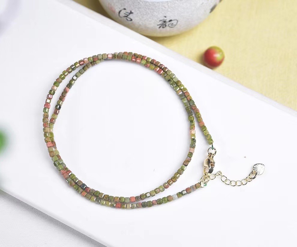 2.5mm Natural Floral green stone Crystal Choker Healing Dainty Women’s Necklace