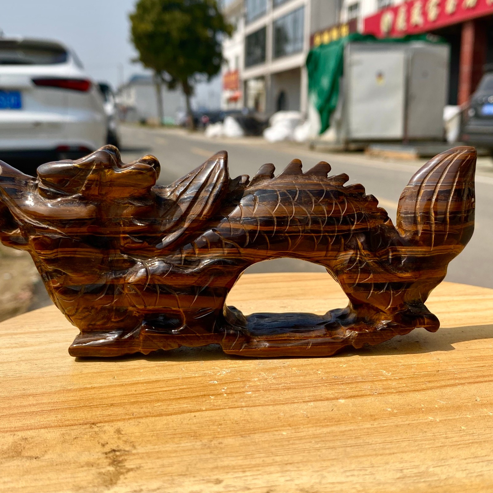 495G Natural Tiger Eye Hand Carved Dragon Figurine Crystal Healing Stone