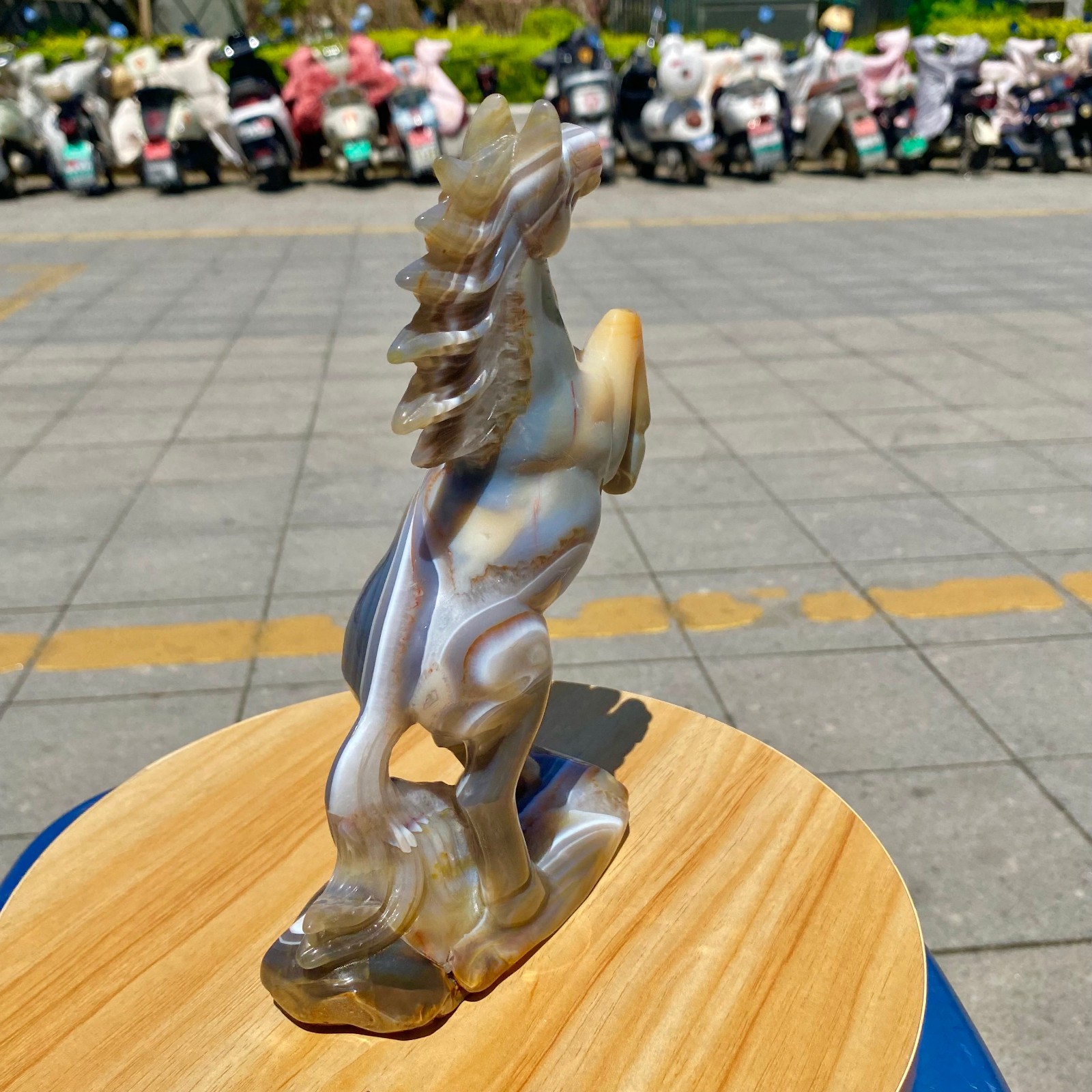 1.96LB Natural Agate Carved Horse Figurine, Exquisite Hand Carved Gemstone Statu