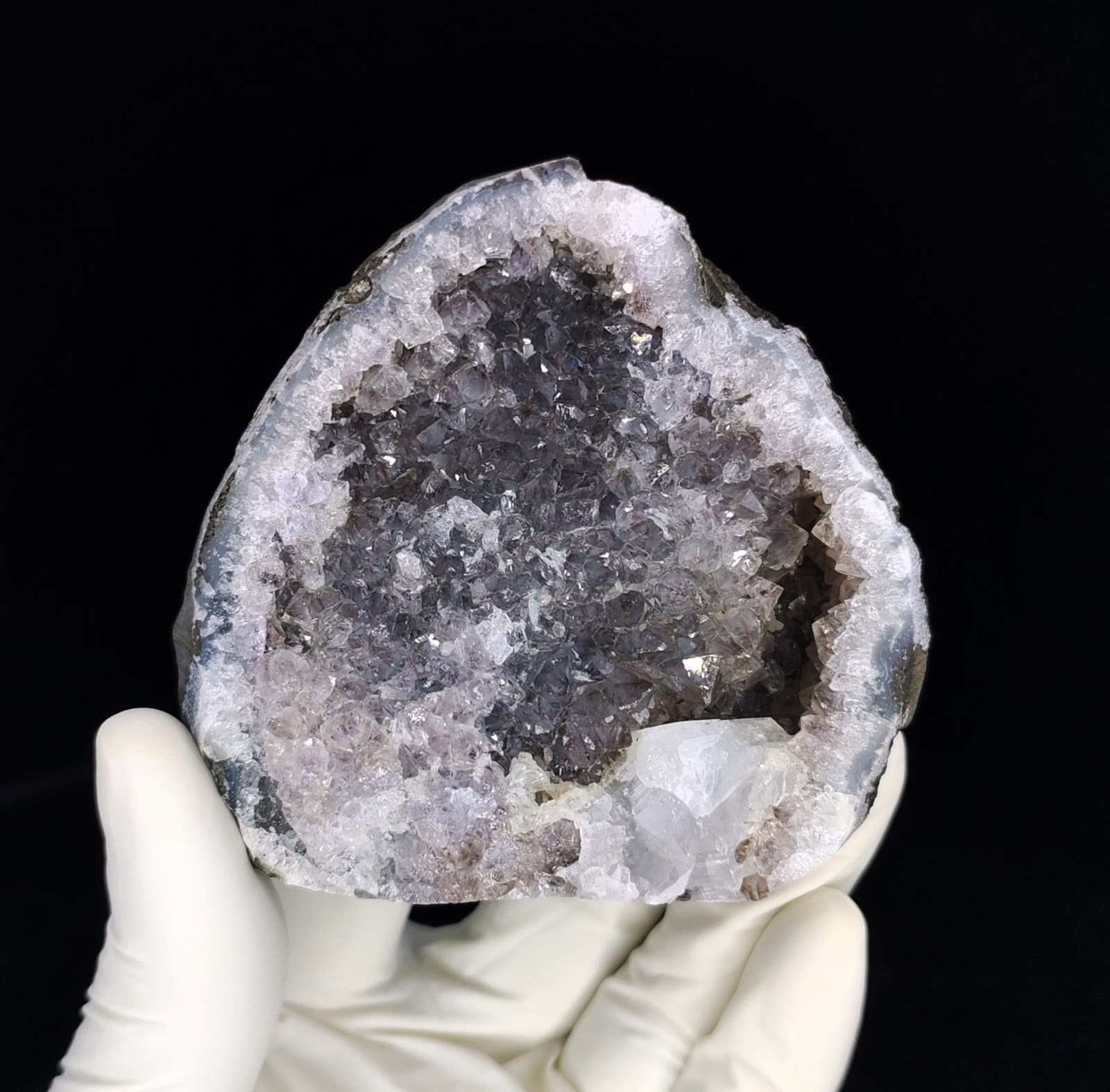 Natural Amethyst Minerals #M159