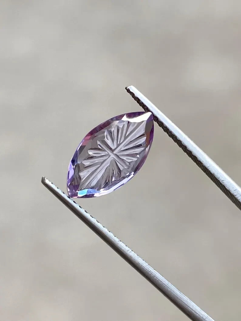 Hand Carved Fantasy Cut Loose Gemstone Alexandrite (13×7) MM 3.50 Ct