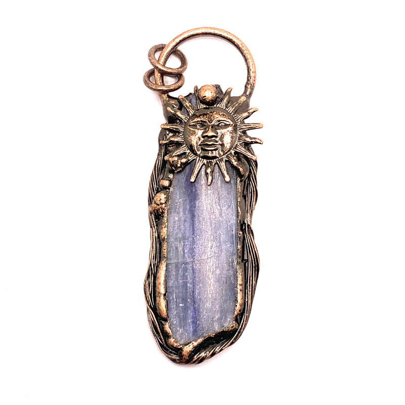 TOP Natural Kyanite Retro style Pedndant Gem Quartz Crystal Reiki Healing 1PC
