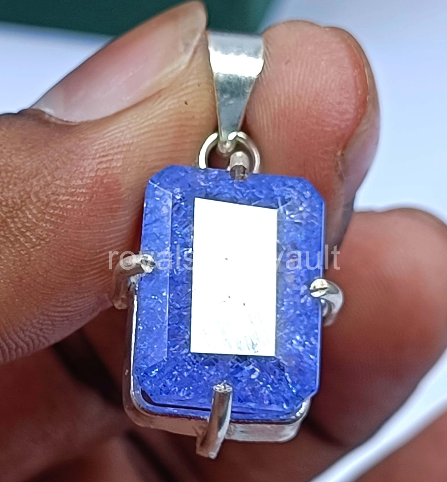 Natural 37.00 Ct Blue Tanzanite 925 Solid Silver Pendant IGL Loose Gemstone 5AOF