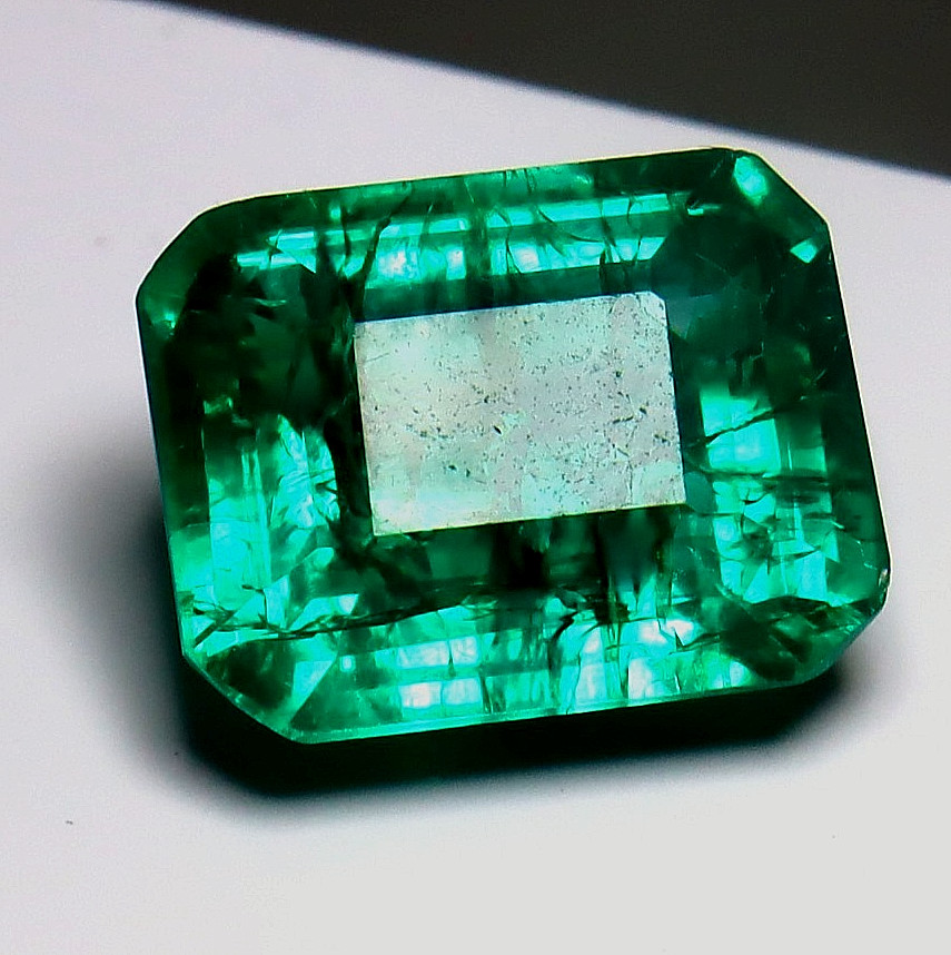 Emerald Cut 12.30 Ct Green Emerald Certified Natural Colombian Loose Gemstone