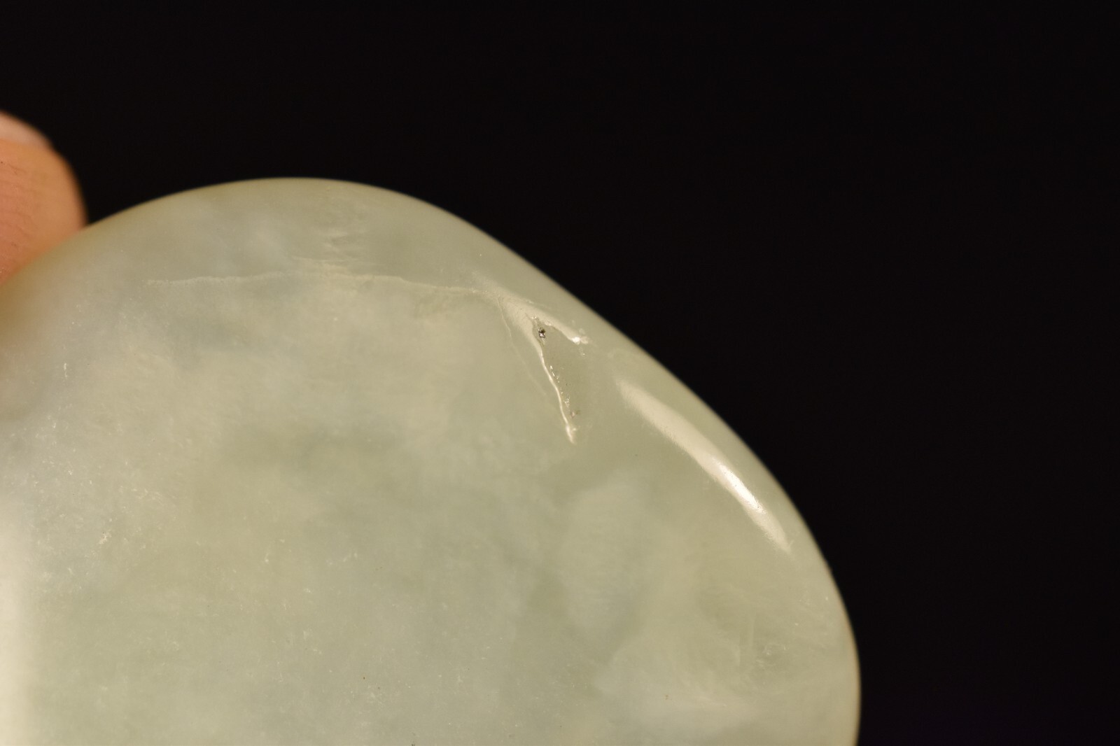 *NEW JADE* Flat Stone 3cm 9.1g Palm Worry Thumb Healing Crystal Bowenite