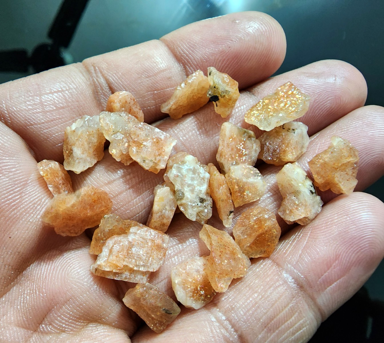 Beautiful Sunstone Rough Gemstones 25 Pcs 7-15mm Natural Beads DIY Jewelry Craft