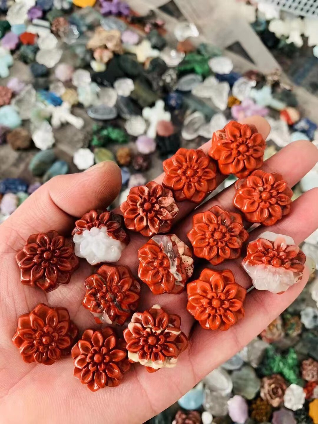 5pc Natural Mix Quartz Carved Flower Skull Crystal Reiki Healing Gem Random