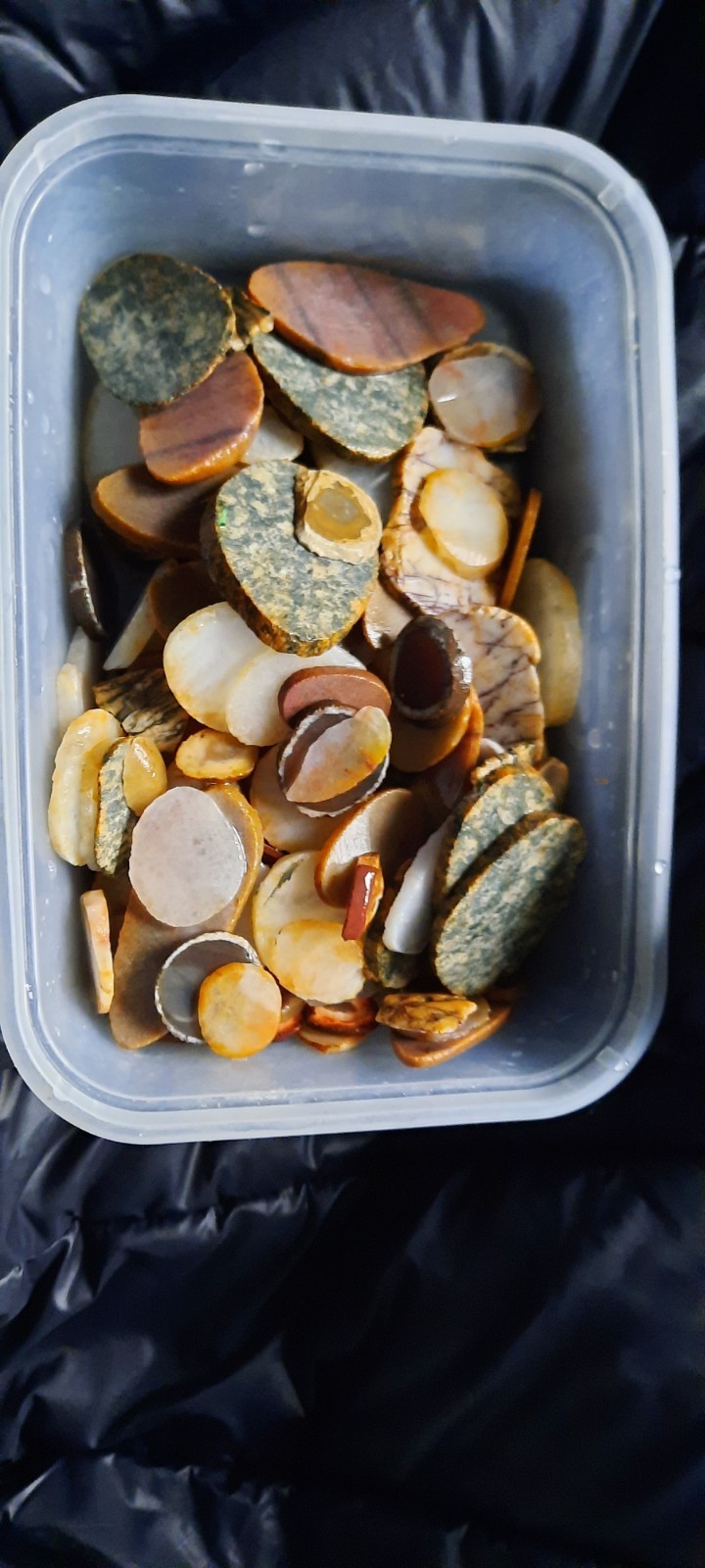 Rough Cut Rock Stone Mineral And Crystal Slices 100g assorted (1-2mm × 10-50mm)