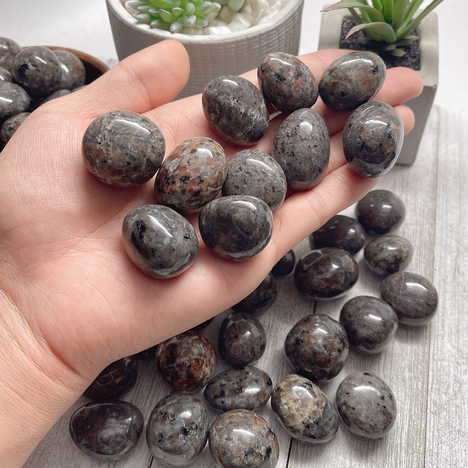 Natural Yooperlite Tumbled Stone UV Reactive Stone Fire Stone Flame Stone
