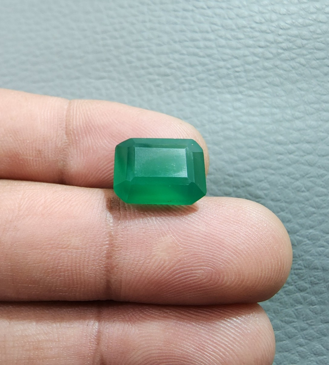 8 Crt Glowing A+ Green Onyx Faceted Gemstone Emerald Cut Jewelry Stone For Ring