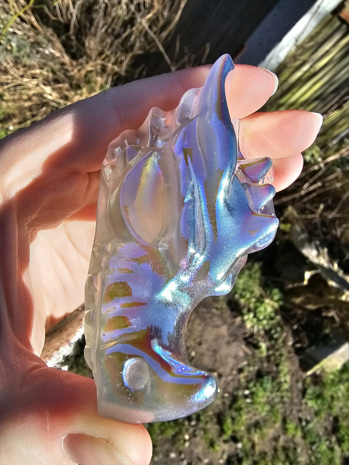 Angel Aura Clear Quartz Rainbow crystal Dragon Head Skull 160g 7.5x4x3.6cm