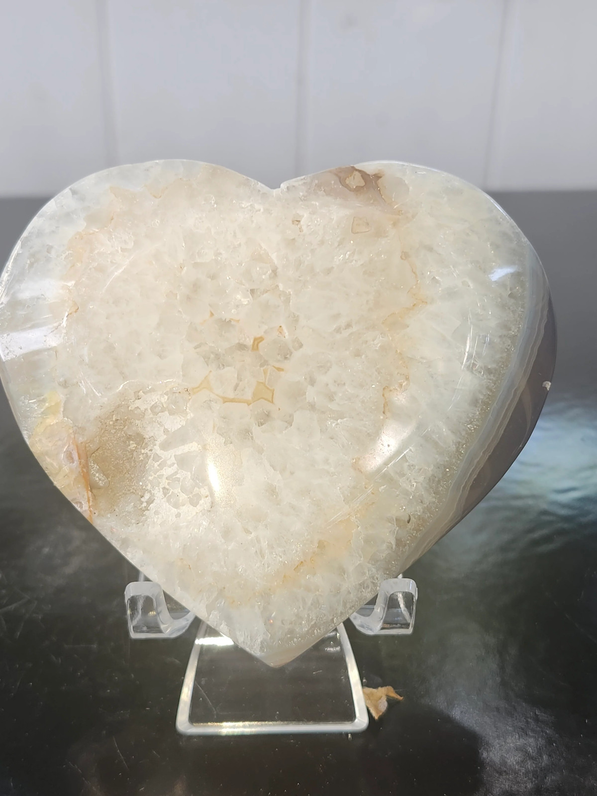Druzy agate heart! 3.44 inches wide by 3.15 tall, 8.5 ounces