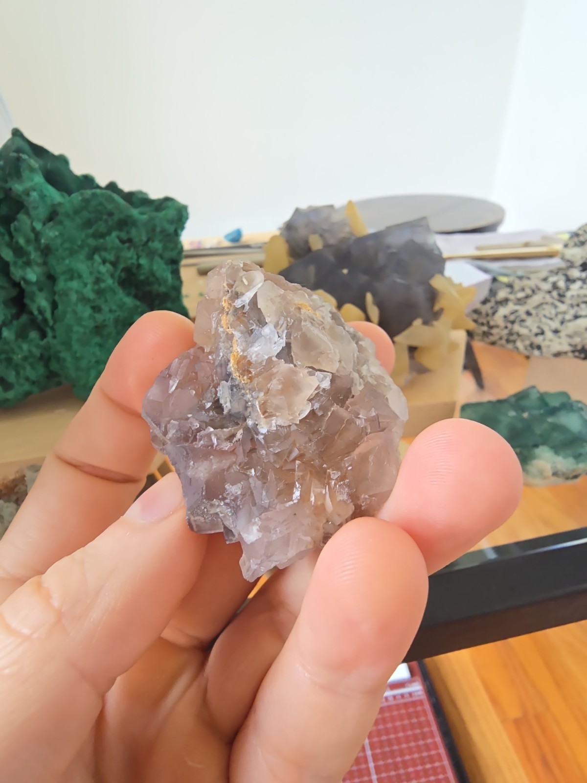 FLUORITE – Light Purple – 87g – From Pakistan – Crystal Mineral Specimen
