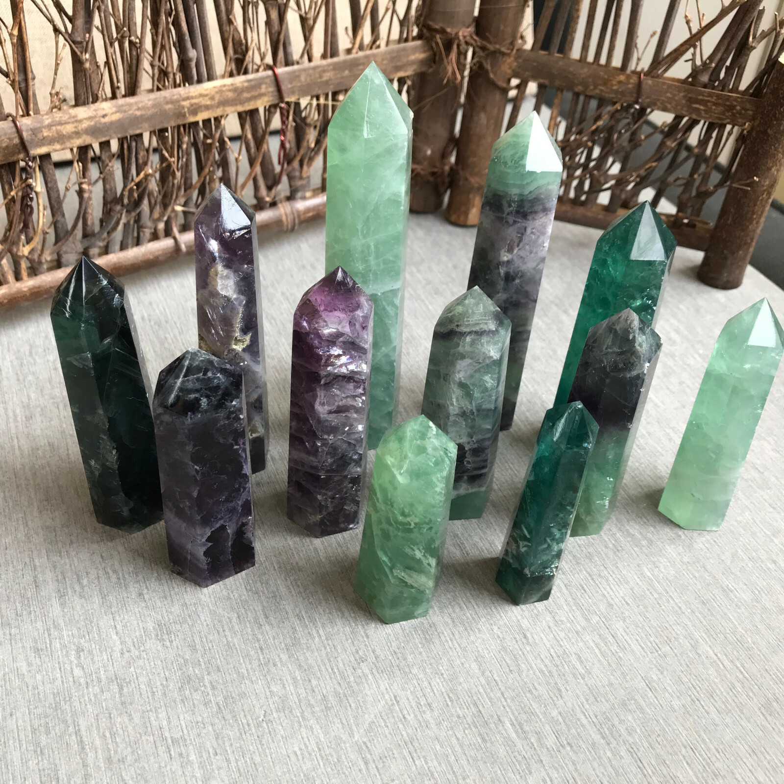 2.2LB natural fluorite quartz crystal obelisk wand point healing 55-100mm