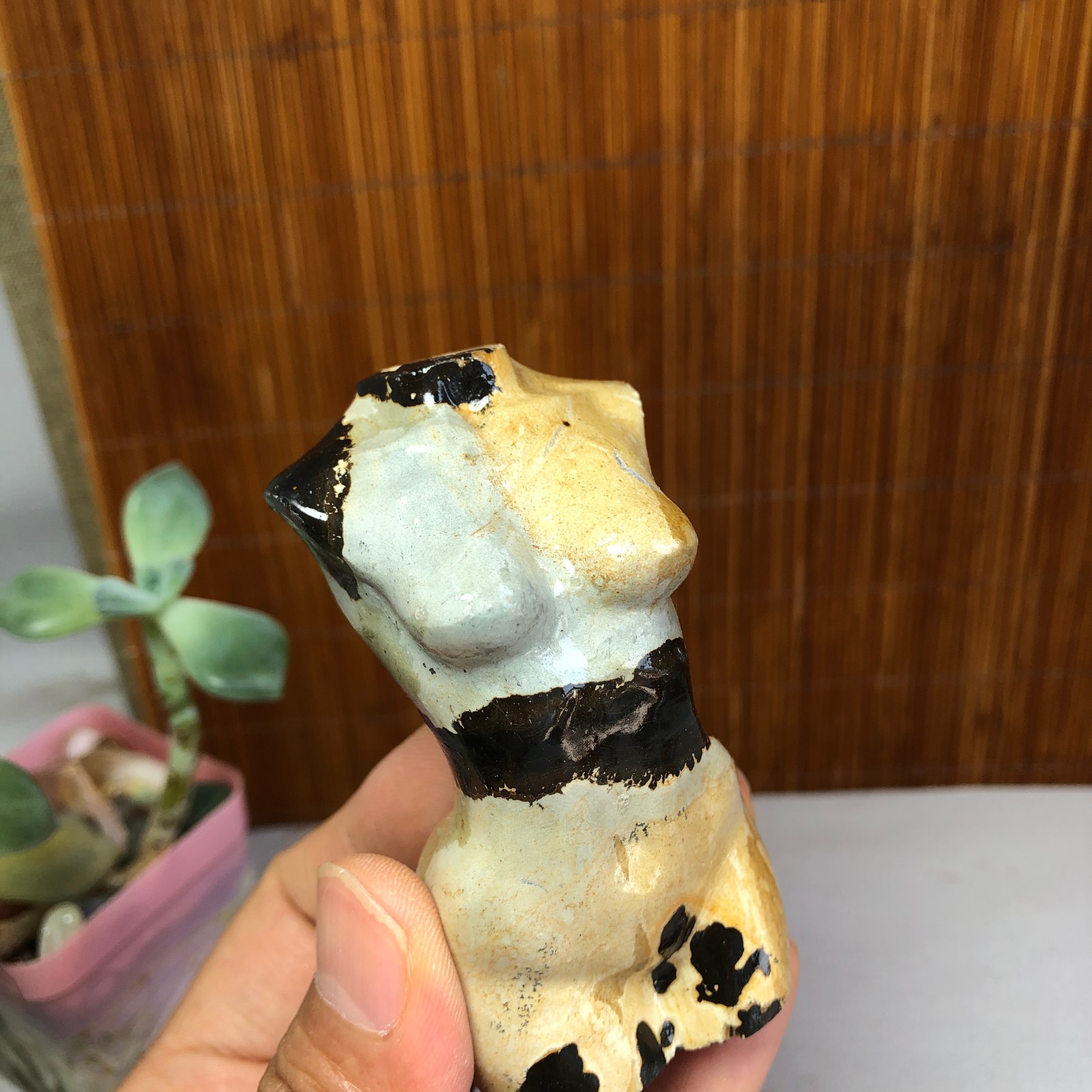 Rare Natural Traditional Chinese Painting Hand Carving female Model 119g g8404