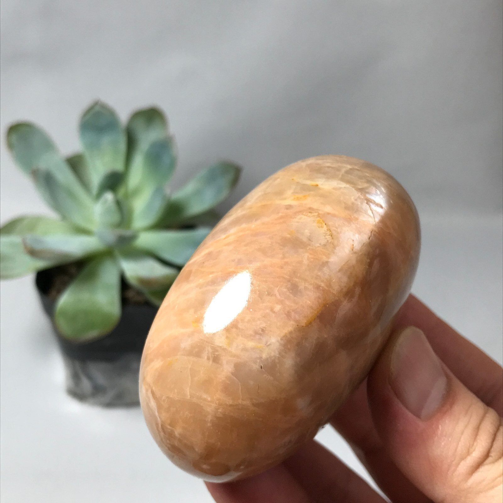 73mm Natural orange moonstone polish/rough Crystal specimens tumbled 265g g6645
