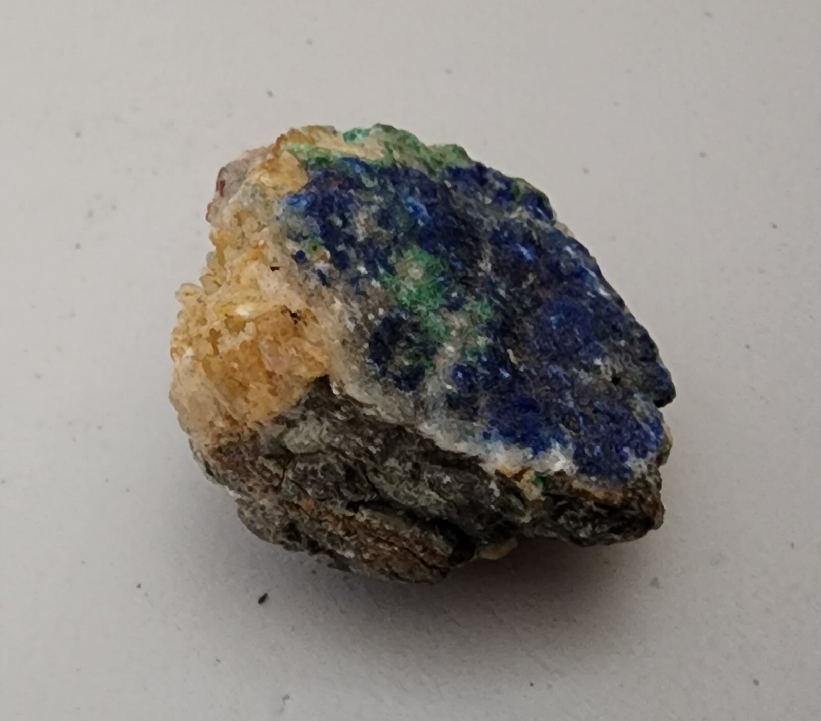 Small Azurite Crystal from New Mexico approx 1x1x.5 inches, 1 oz