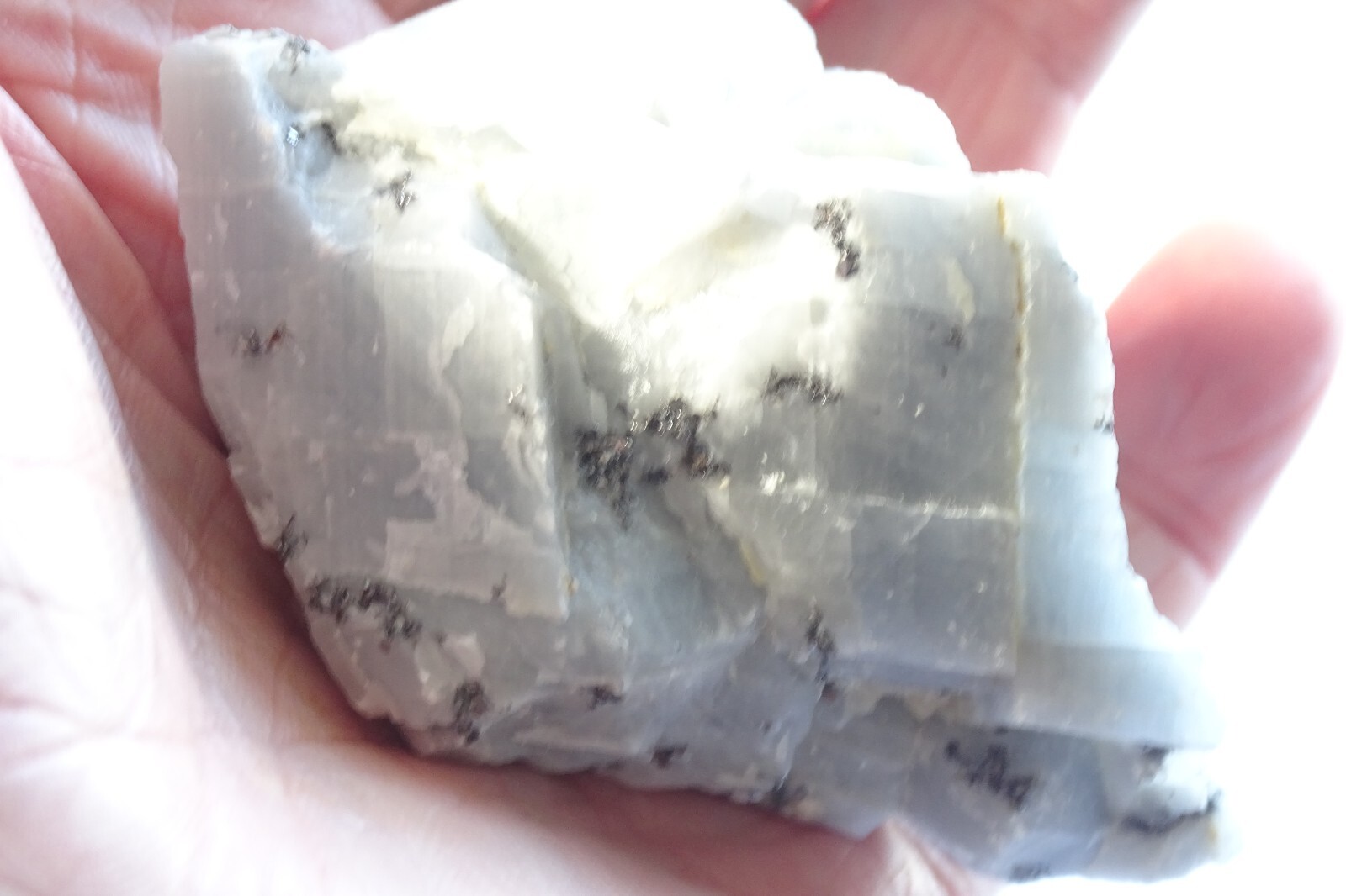 NATURAL BLUE CALCITE & GRAPHITE SPRAYS – 7.5 x 5.0 cms 120 gms – PEACE #B