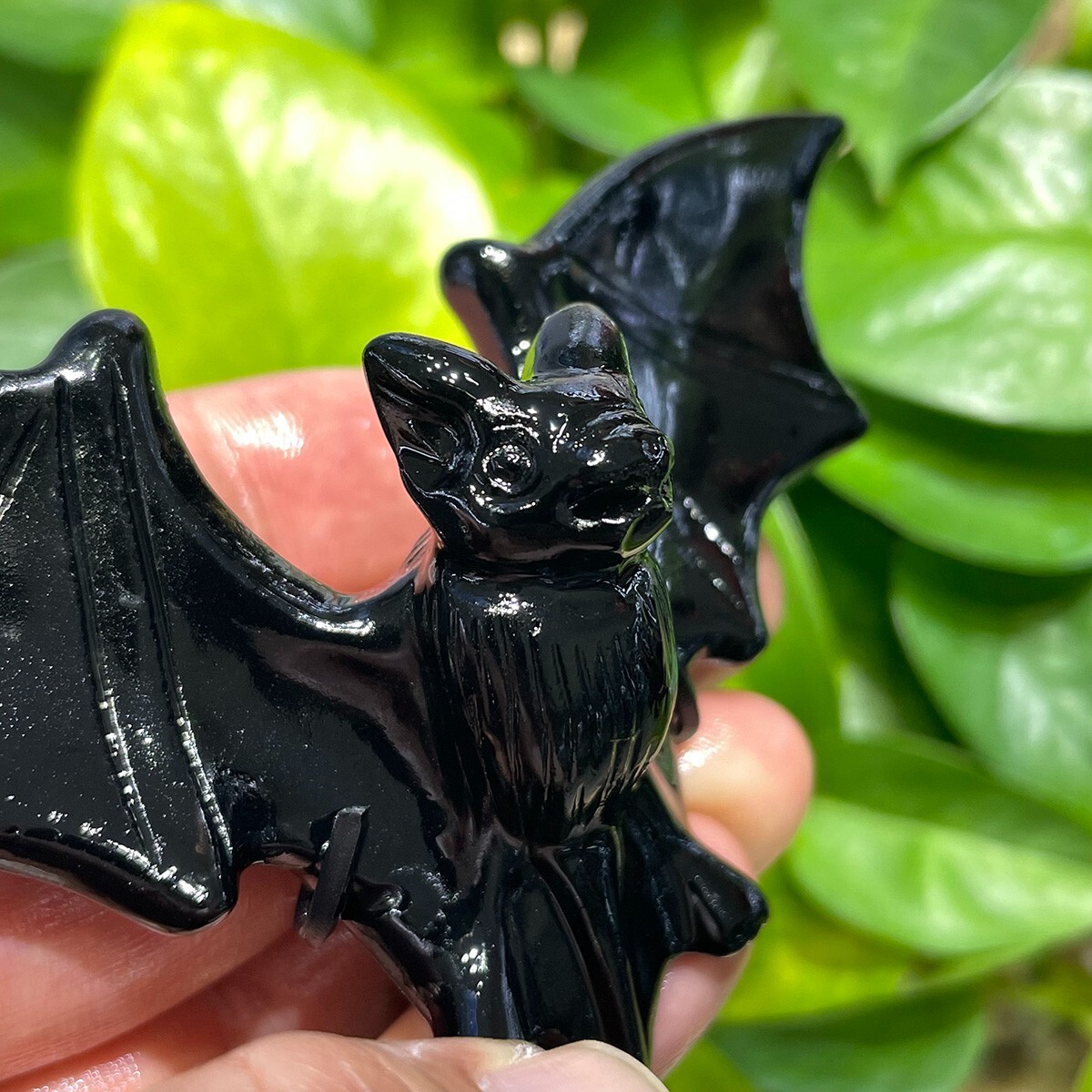 Natural Obsidian Bat Hand Craved Healing Stone Crystal Figurine Reiki Energy