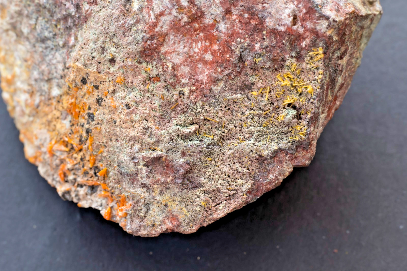 Mimetite: Mammoth St. Anthony Mine, Tiger, Pinal Co., Arizona