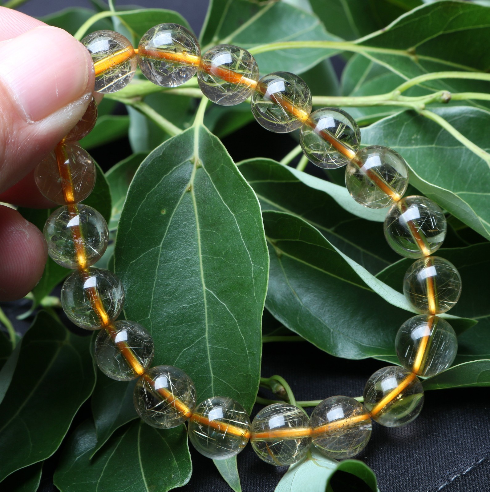 29.8g Rare Natural Clear Gold Rutilated Quartz Crystal 10mm Round Bead Hand cate