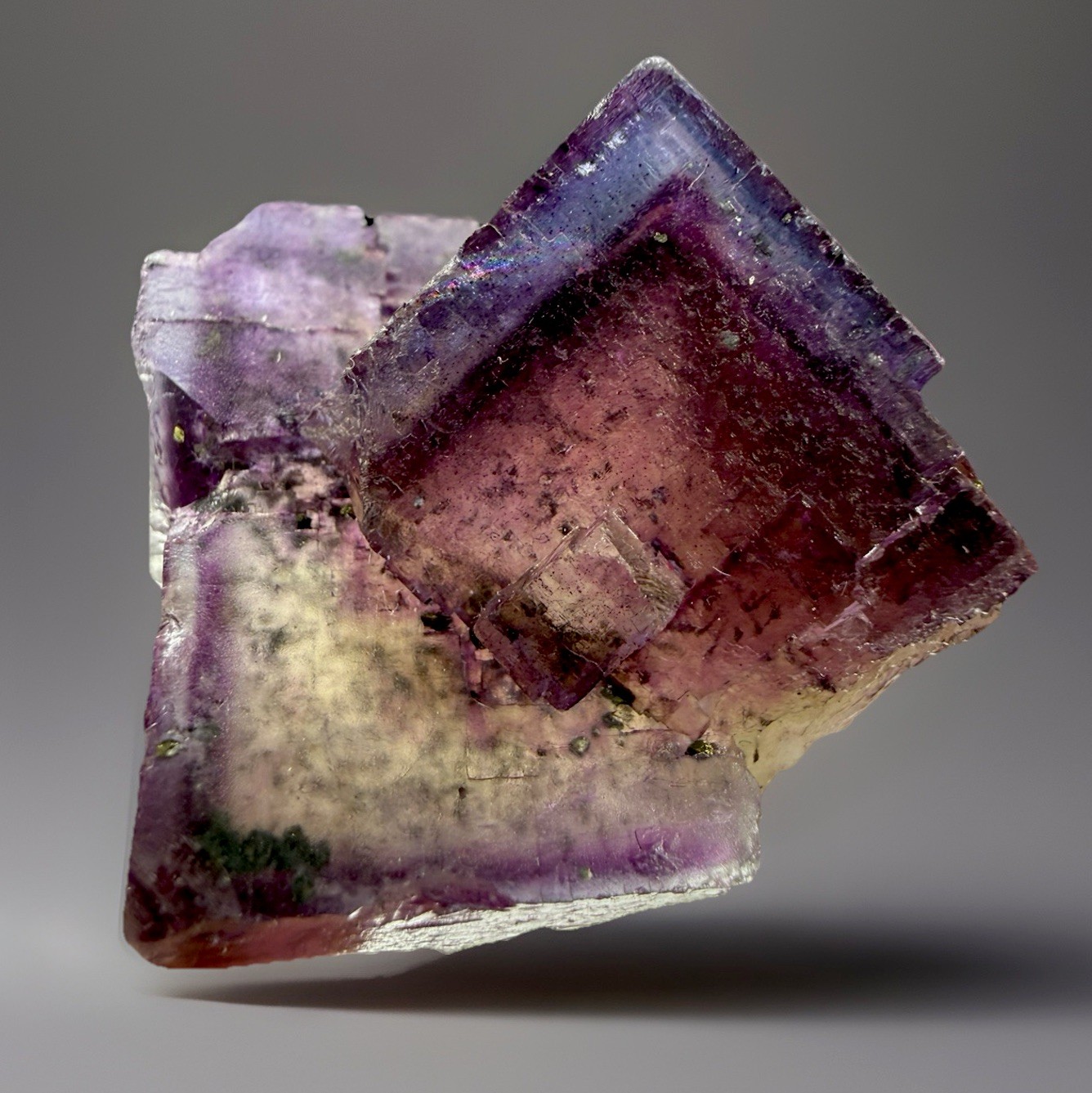 Blue & Purple & Yellow Fluorite : Minerva #1 Mine . Hardin County, Illinois 🇺🇸
