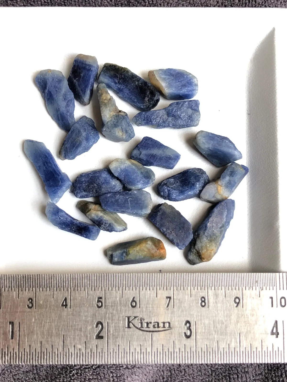 Natural Sapphire Rough Lot, 20 Pieces Raw Blue Sapphire Crystal, 193.25 Ct