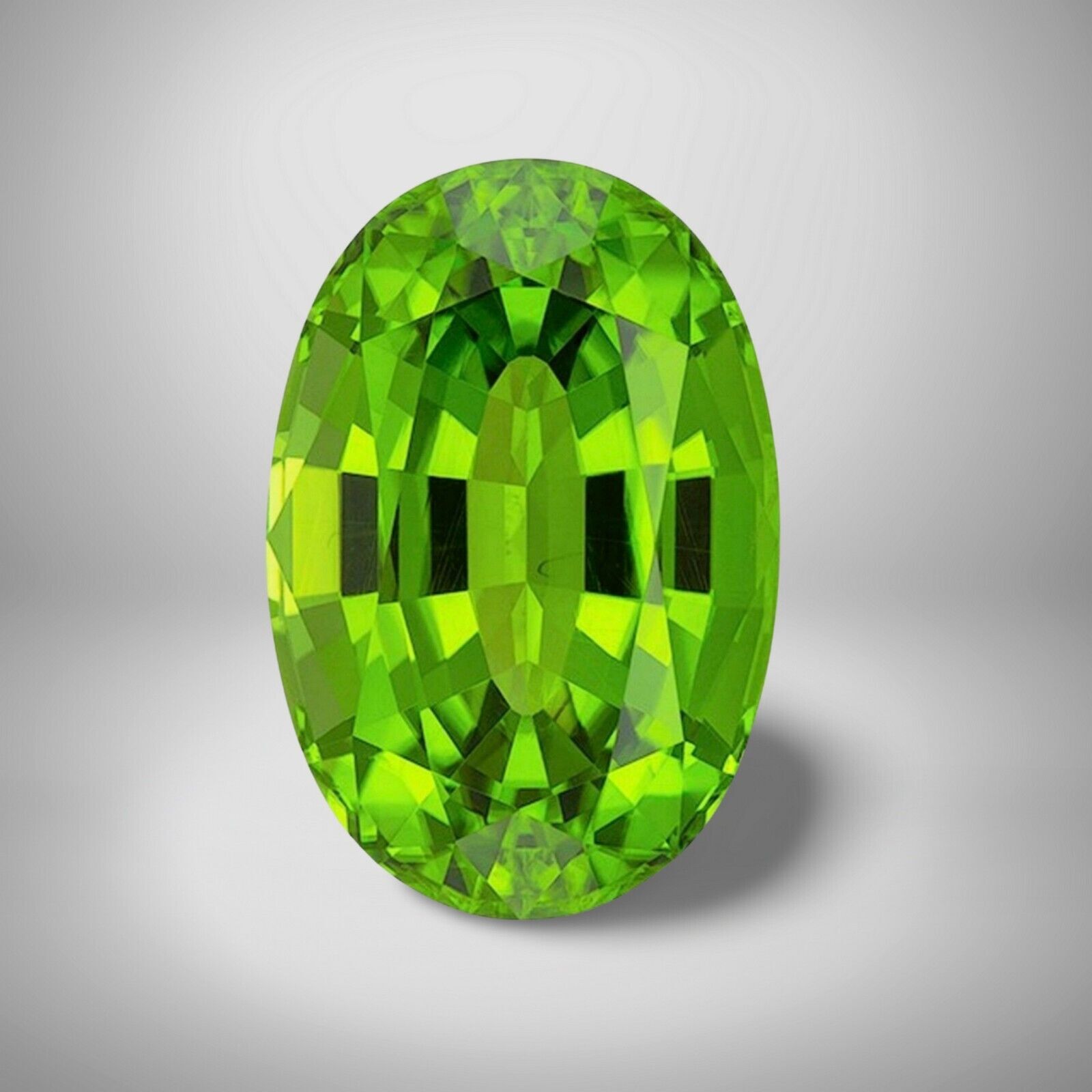 Peridot Oval Cut Gemstone 0.60 Cts – 6×4 mm VVS Loose Gem