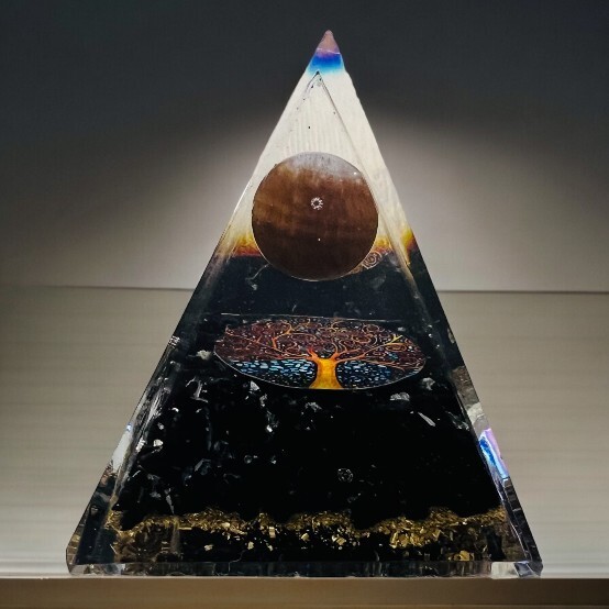 Orgone Pyramid Crystal Healing Stone , Energy Generator Healing Crystals