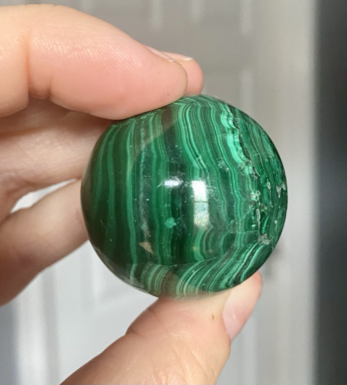 Crystal Malachite Sphere Green Banding pattern spiritual Heal Collect 3.5cm 89g