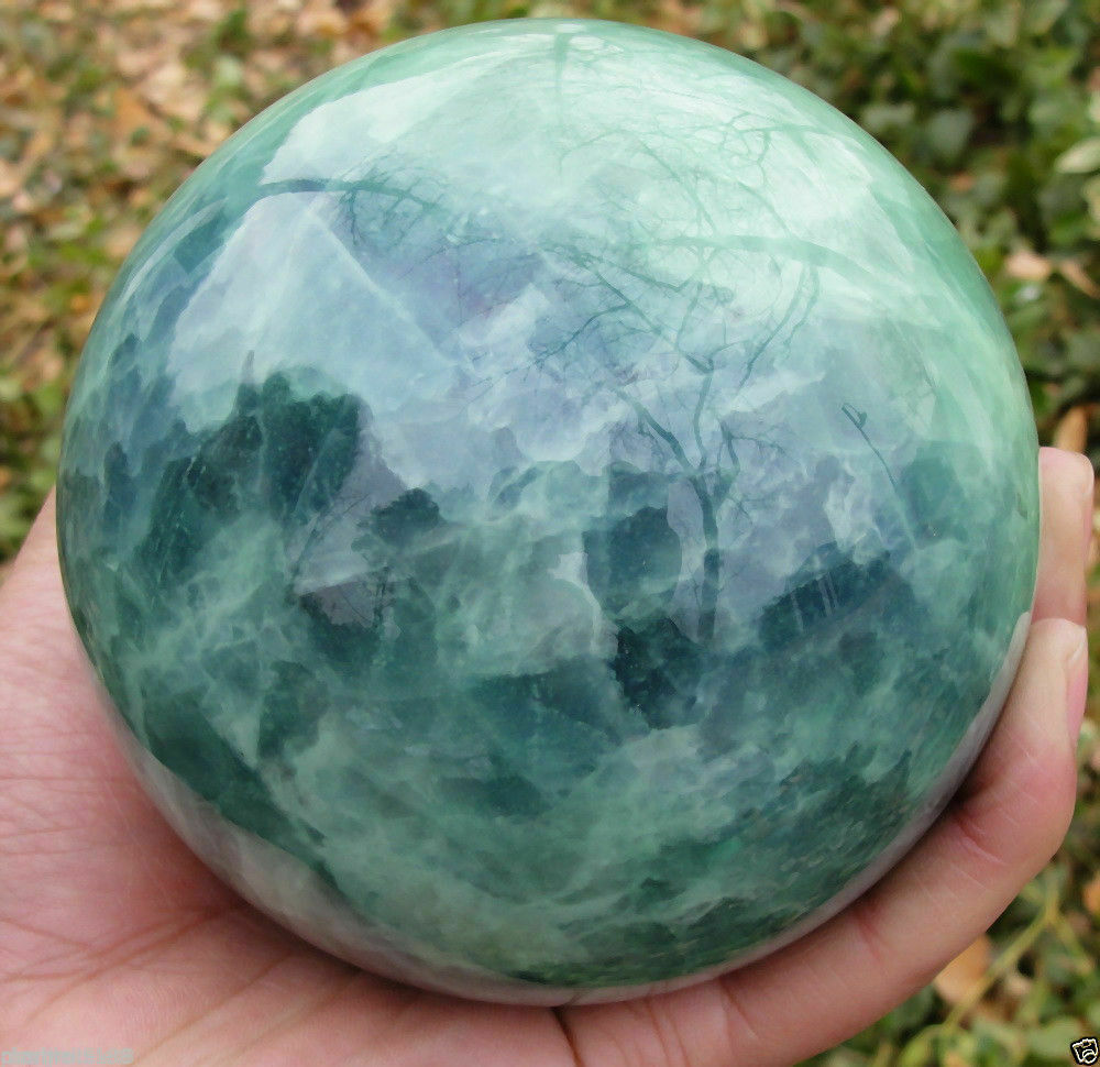 AAA+++ 80MM Glow In The Dark Stone crystal Fluorite sphere ball AA