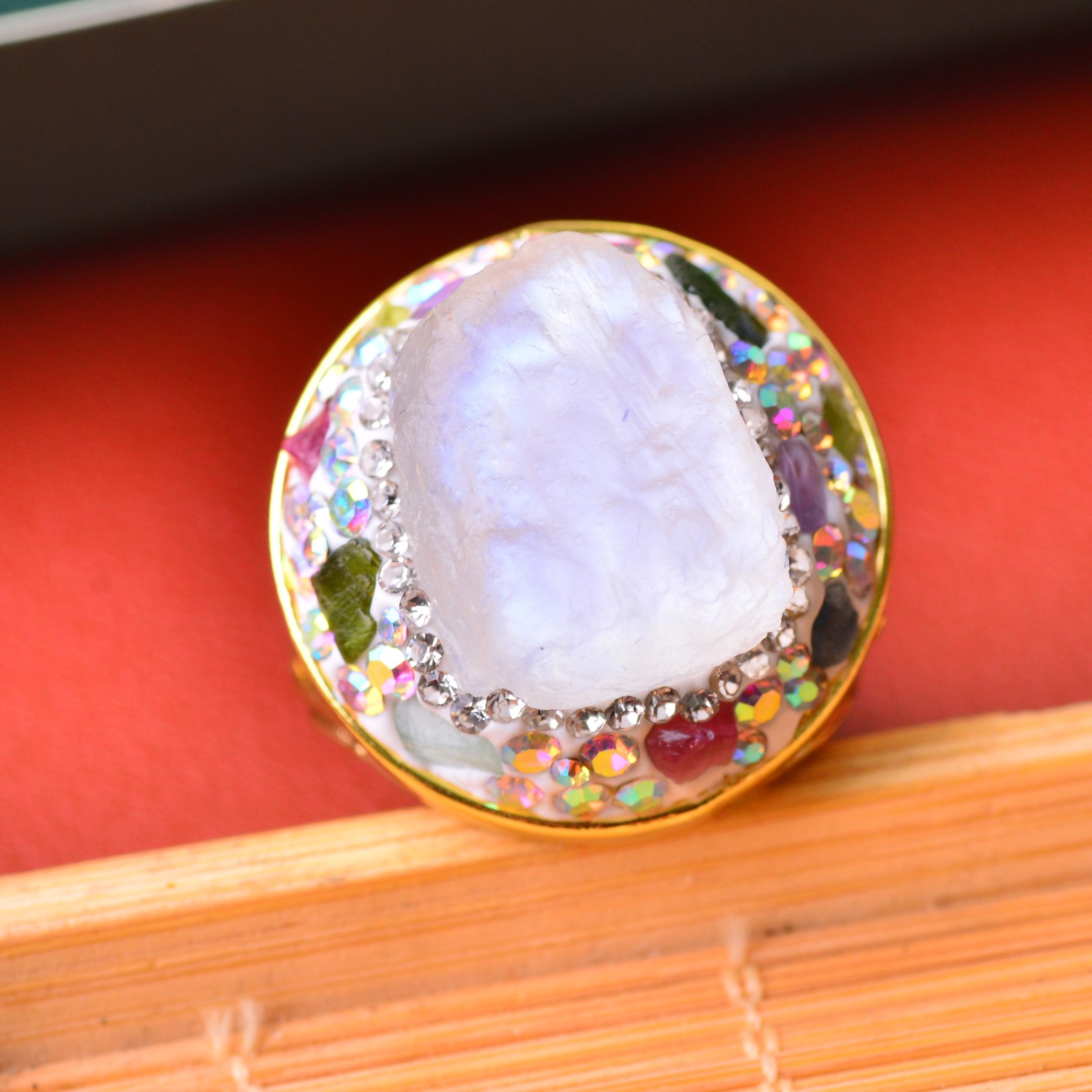 White Moonstone ring alloy inlaid with handmade gemstone jewelry Love Stone