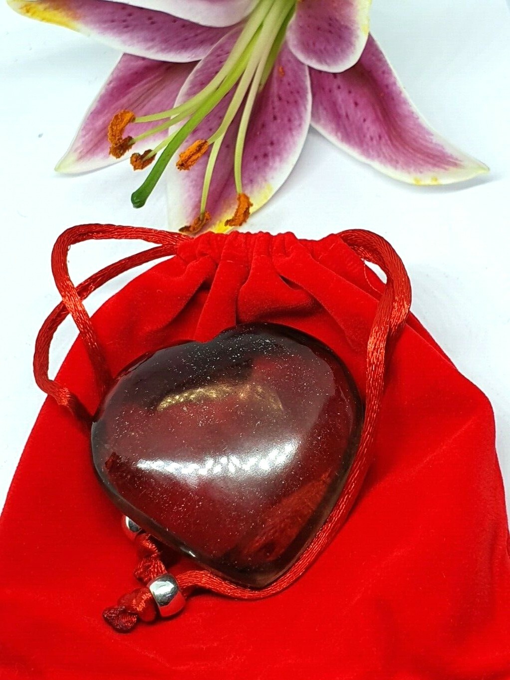 Smoky Quartz Heart Carving Real Crystal Protective Energy 70g 5 x 5 x 2 cm s2