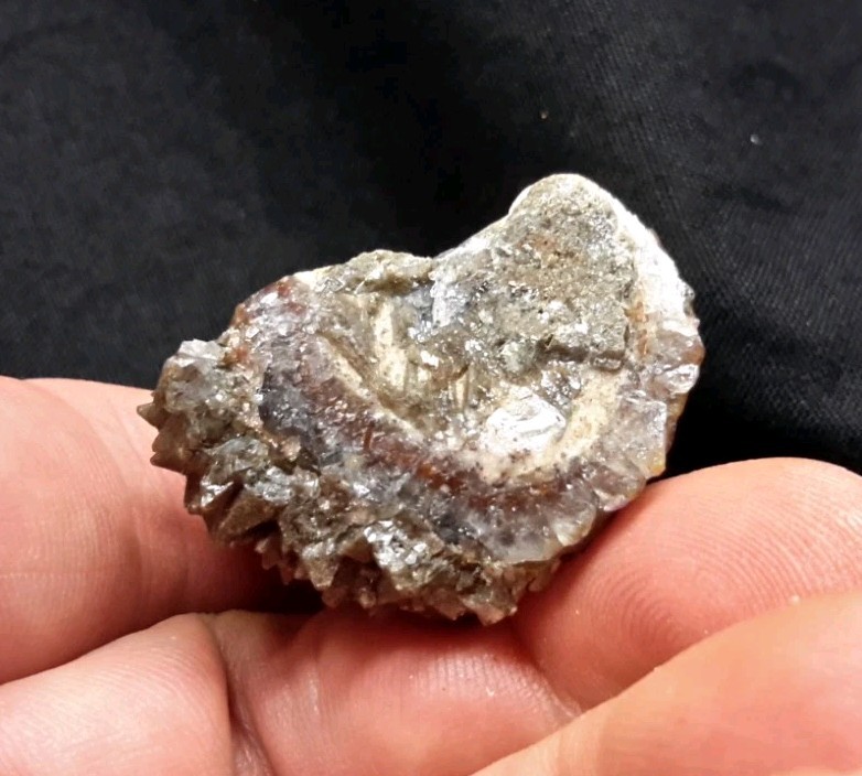 37mm FLUORITE with CALCITE from Chihuahua, Mexico