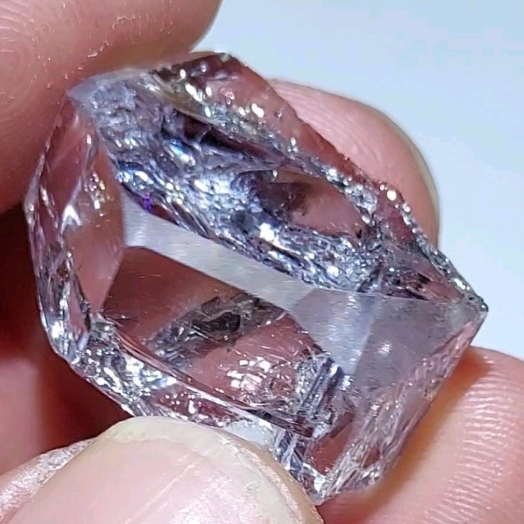 ULTRA RARE PURPLE LAVENDER BERYL AQUAMARINE FACET GRADE FROM PAKISTAN