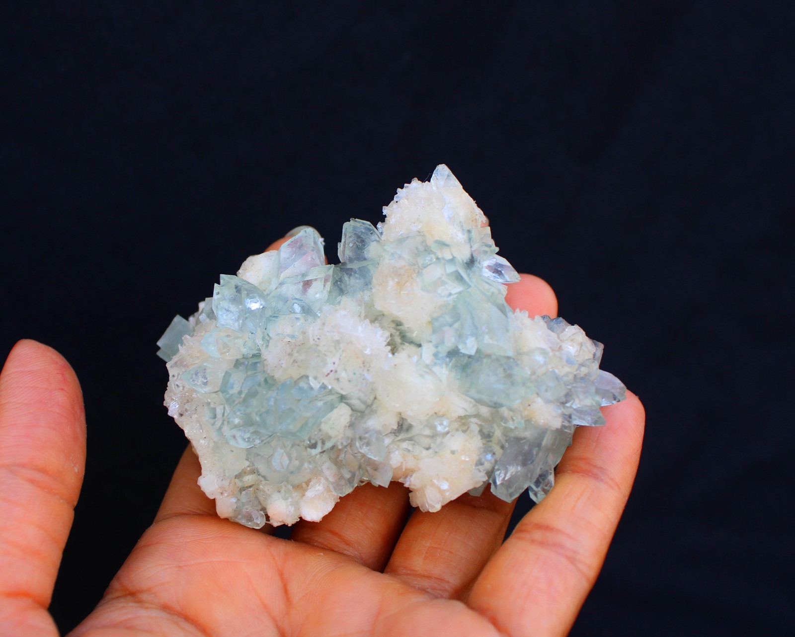 POINTED GREEN APOPHYLLITE CRYSTALS ON STILBITE MINERALS SPECIMEN