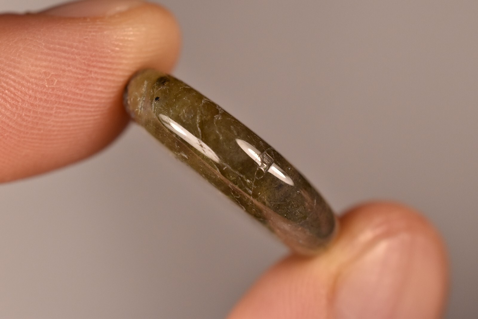 *LABRADORITE* Flat Stone 2.5cm 6.6g Palm Worry Thumb Tumbled Healing Crystal