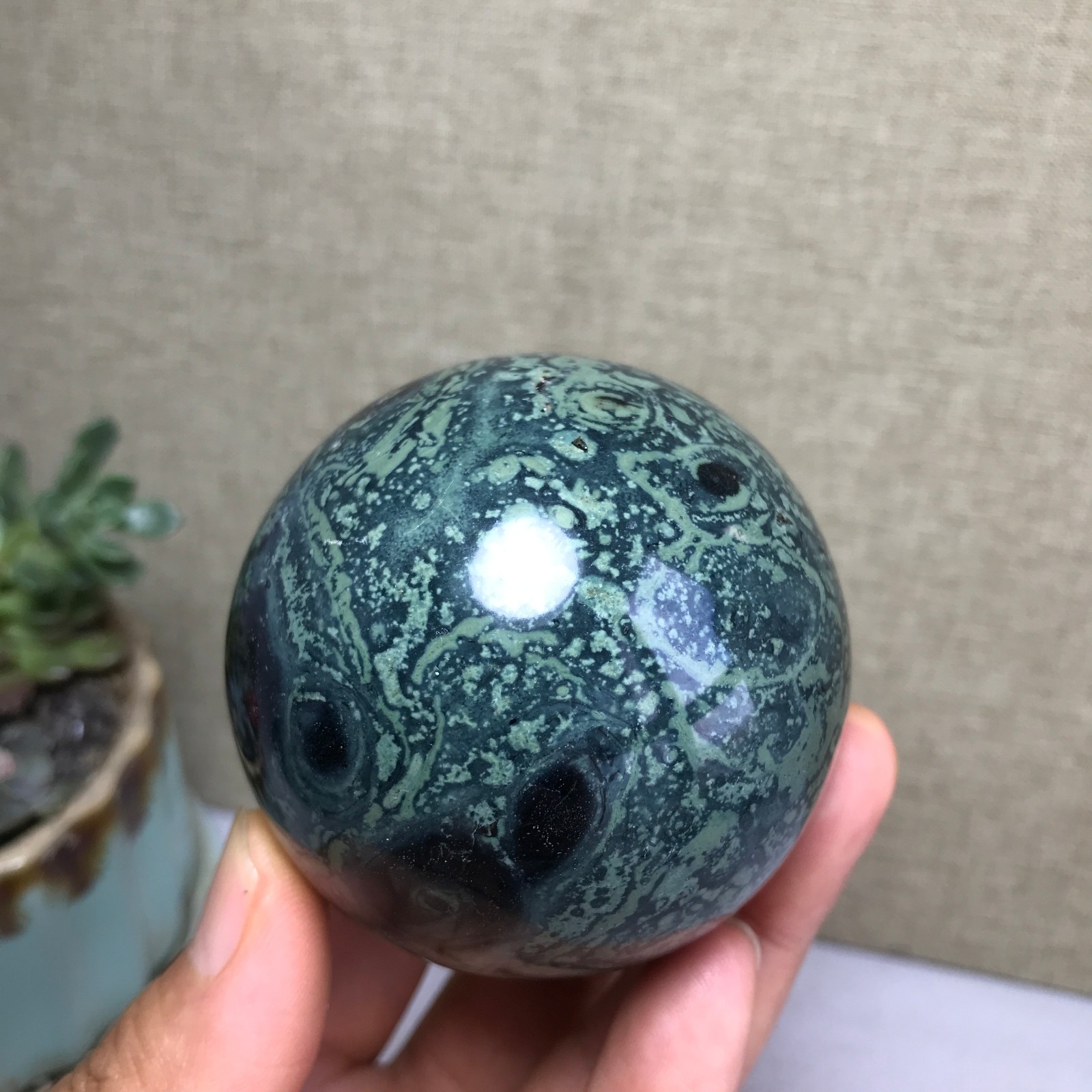 Top Natural Green Kambaba jasper quartz crystal sphere ball healing 328g A4813