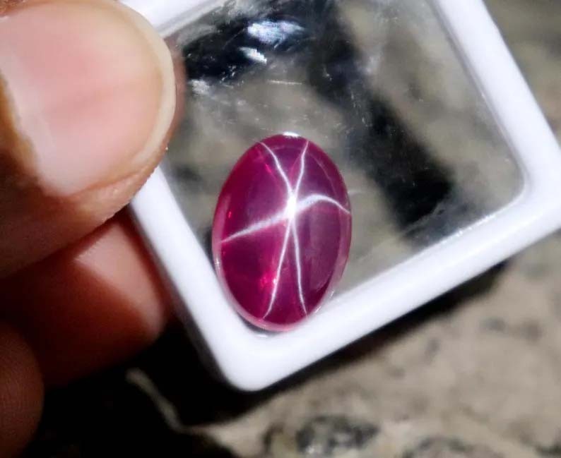 9 Ct Natural Oval Cut Mined Star Ruby Cabochon Certified Loose stone From Burma