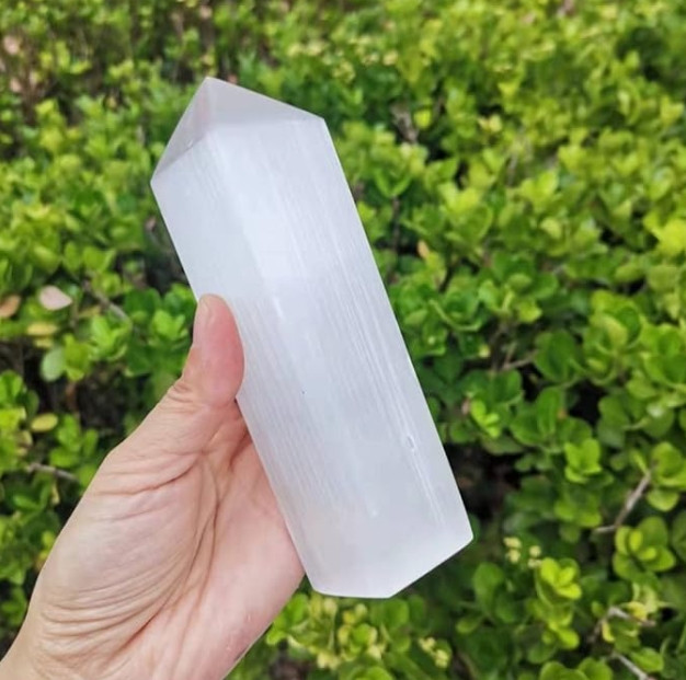 2025HOT! Natural Selenite Wand Crystal Point Stone Quartz Home Decor Gift