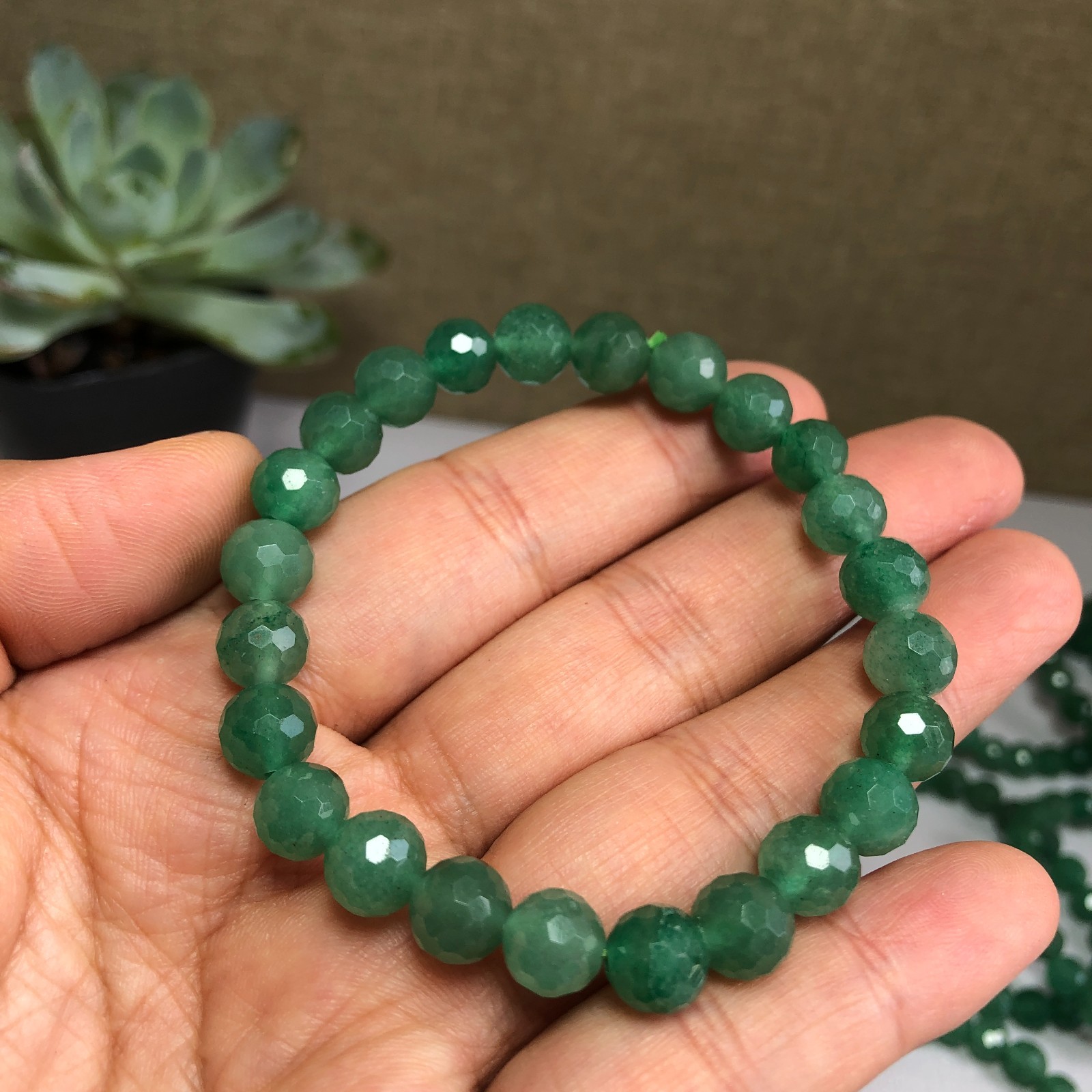 5Pcs Wholesal Natural Aventurine Quartz bracelets Crystal ball sphere facet 8mm