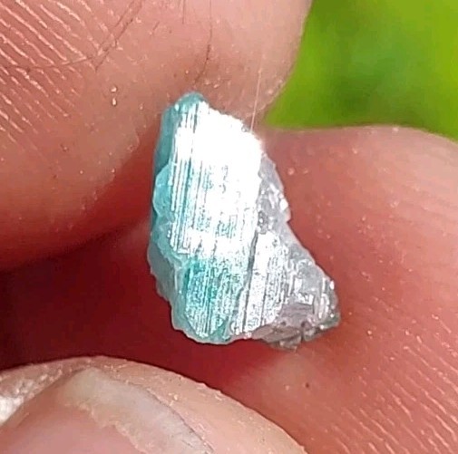 GEM PARAIBA CUPRIAN BLUE TOURMALINE COPPER BEARING BATALHA MINE BRAZIL