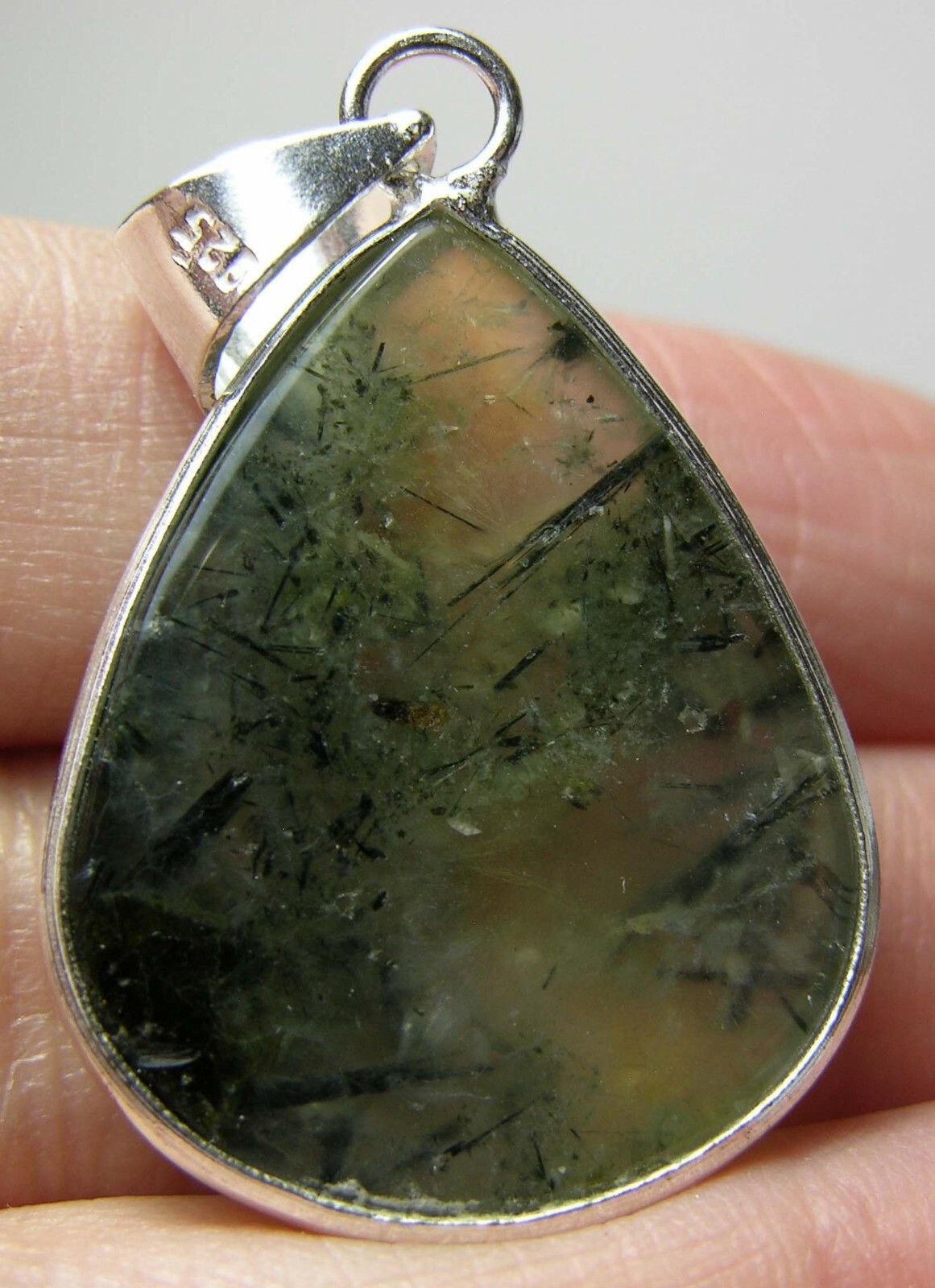 #5 India 100% Natural 47.80ct Tourmaline Prehnite Cabochon Pendant 9.50g 31mm