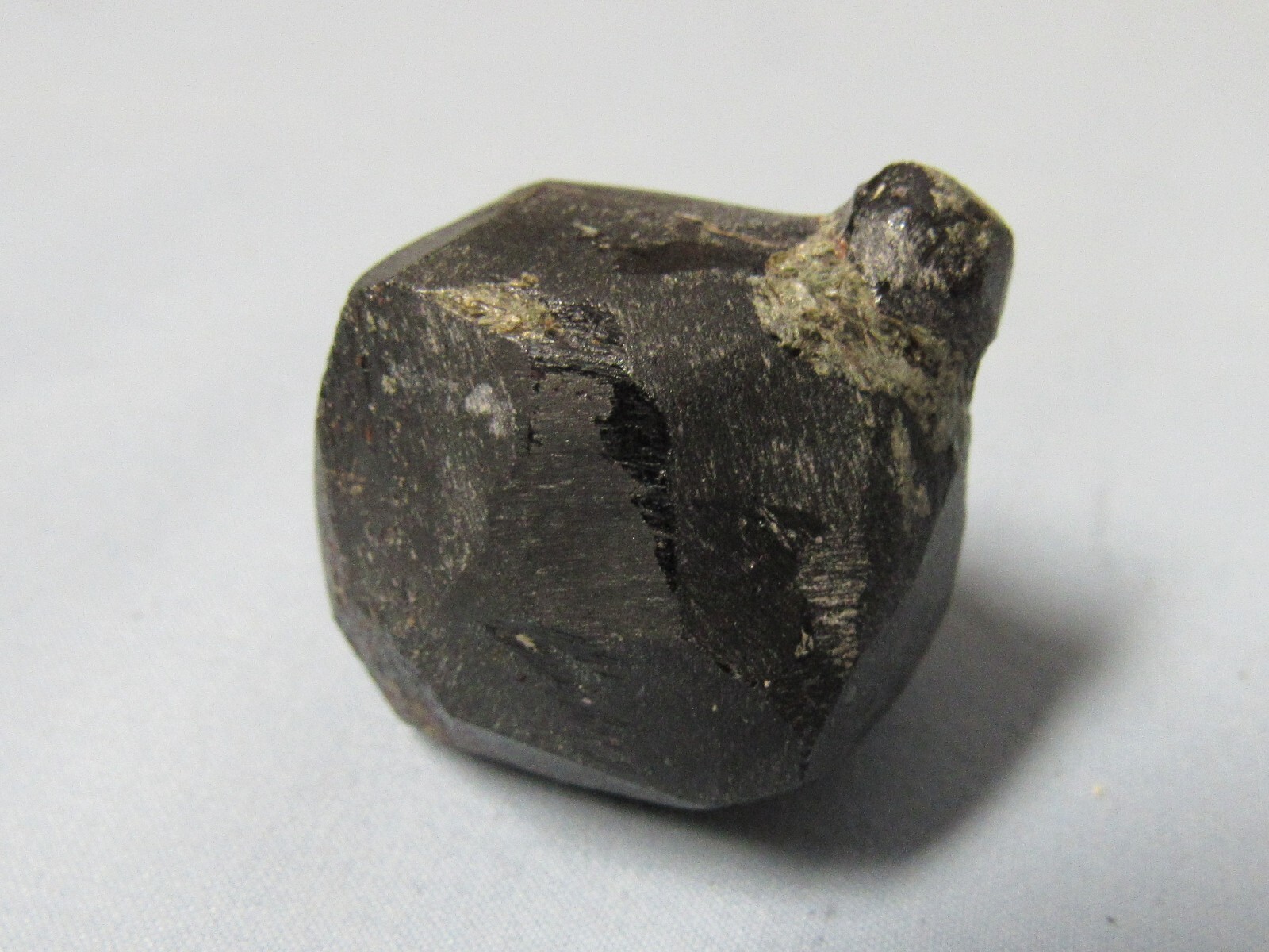 399ct gem quality translucent large natural terminated crystal Red Garnet