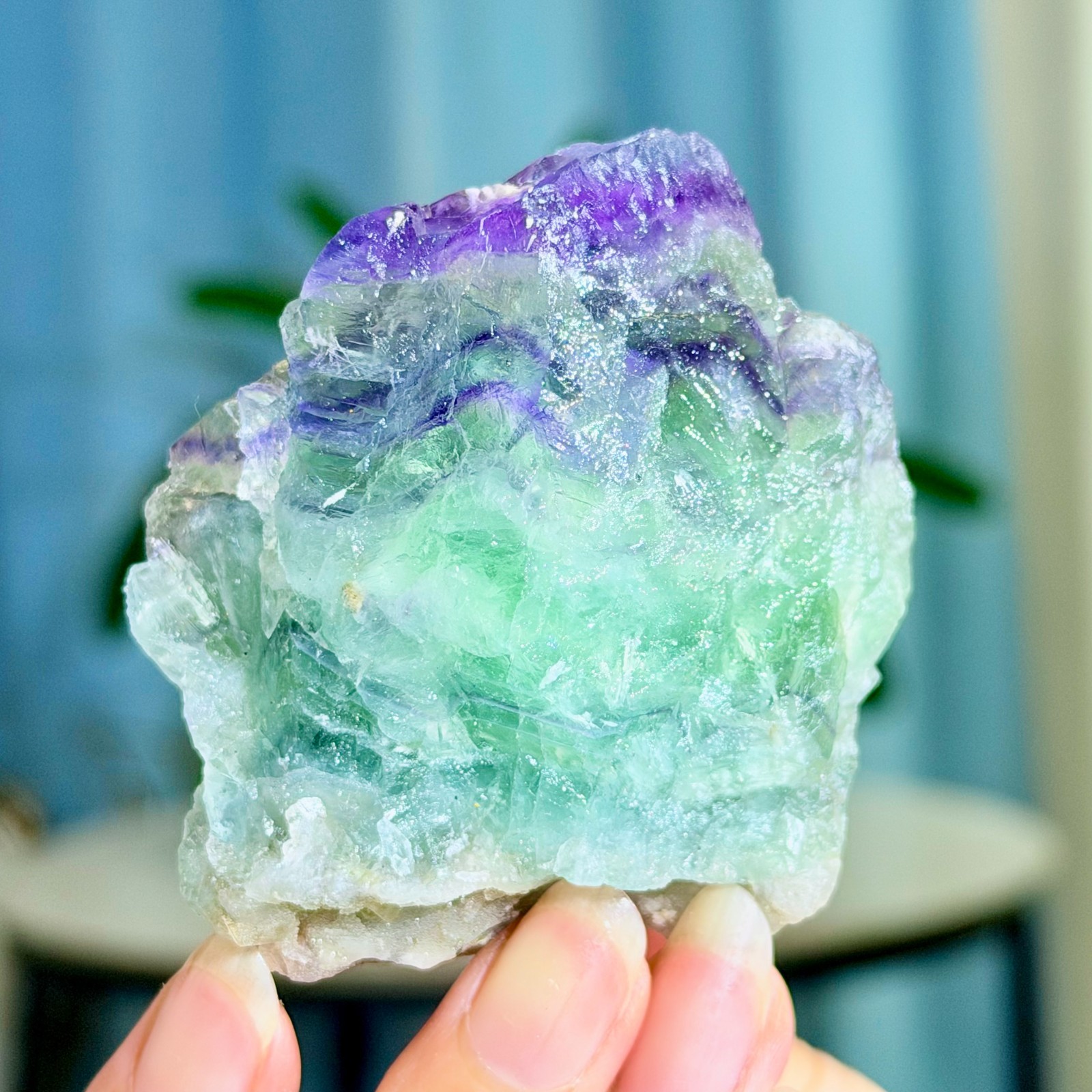 182G Rare transparent green cubic fluorite mineral crystal sample/China